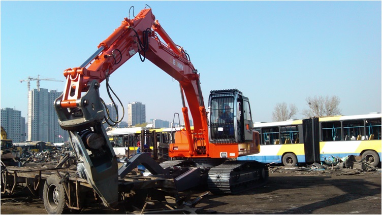 汽車拆解機.jpg